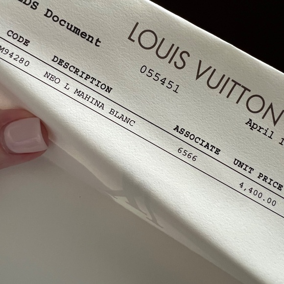 Louis Vuitton blanc ivory Large Mahina - Picture 10 of 10